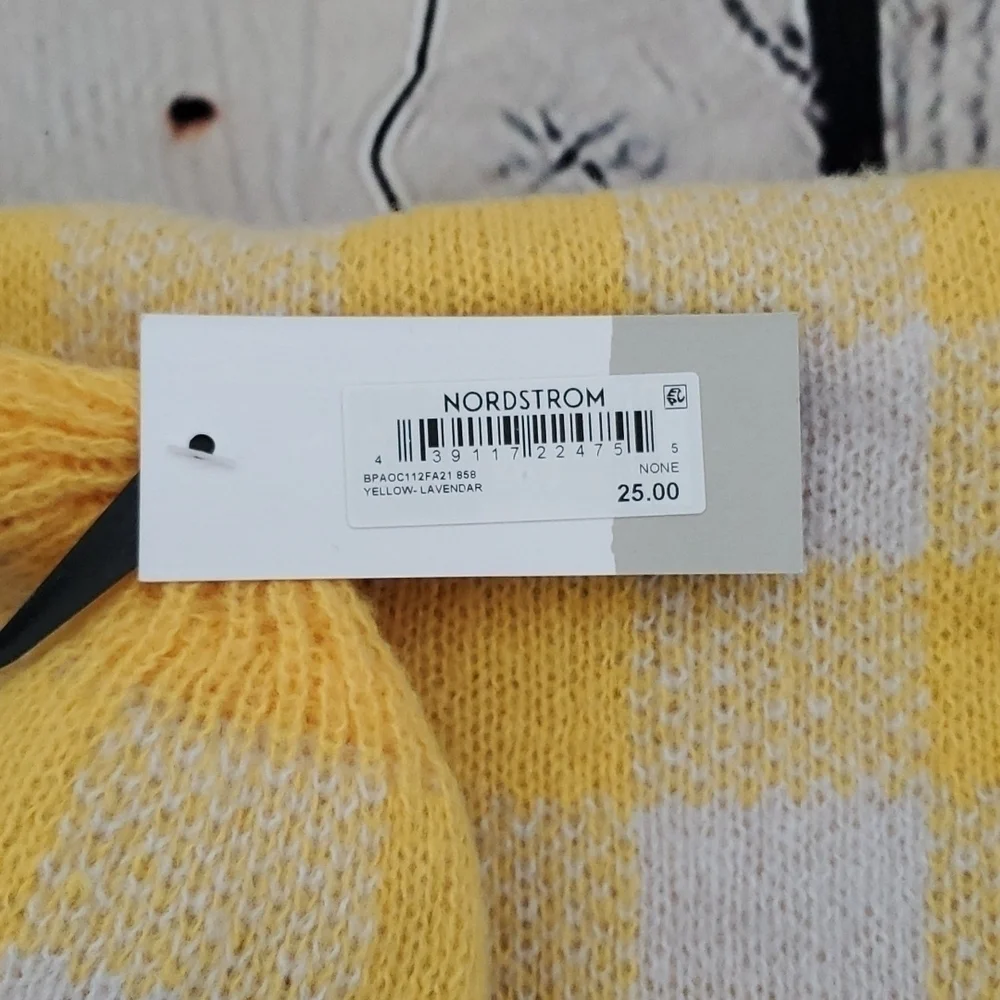 BP Yellow/White Checkered Pocket Scarf and Hat Set NWT